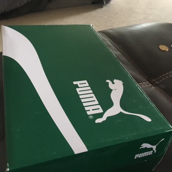 Mens shows - Picture 3 of 3